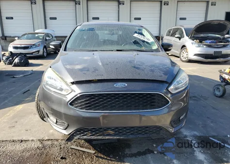 2016 Ford Focus Se z USA, uszkodzony, nr VIN 1FADP3K25GL292983